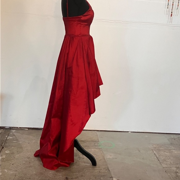 Burgundy spaghetti strap high low dress - Picture 5 of 10